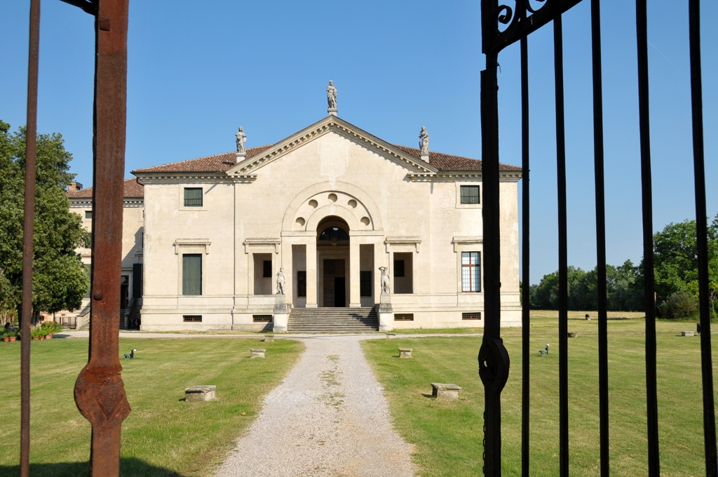 villa_pojiana_maggiore.jpg